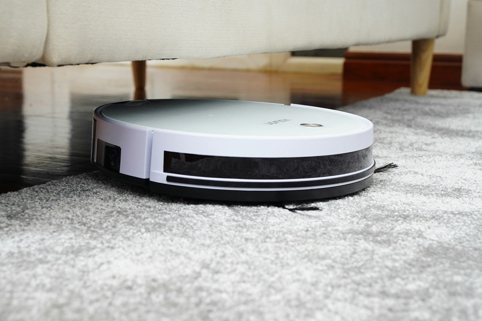 Smart Cleaning Appliances – Modern home cleaning technology