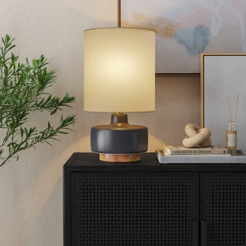 Ceramic Table Lamp – Ribbed Ivory 20"